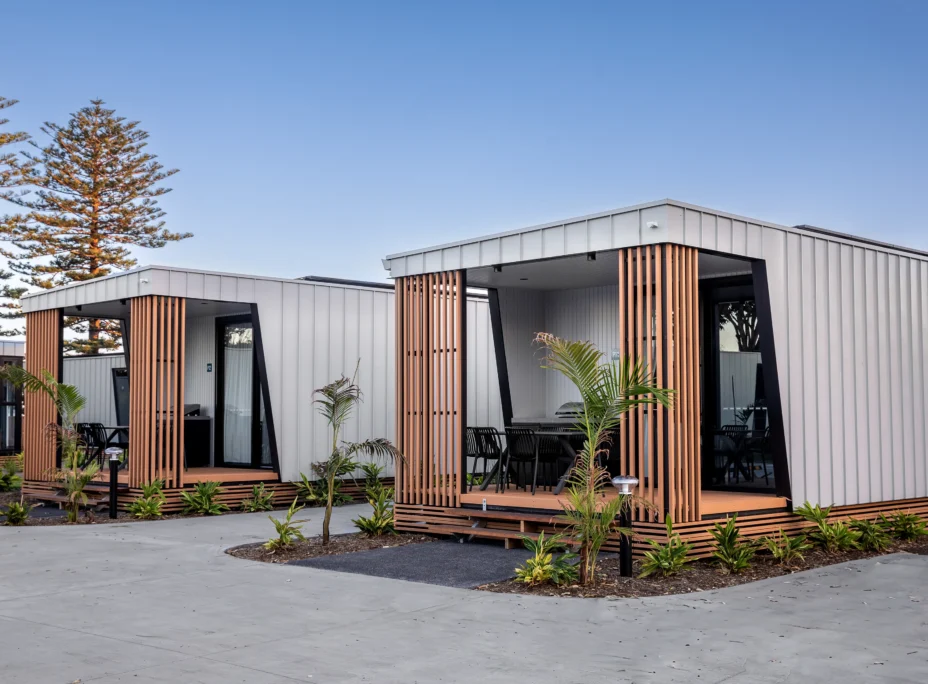 Hawks Nest, Reflections Parks